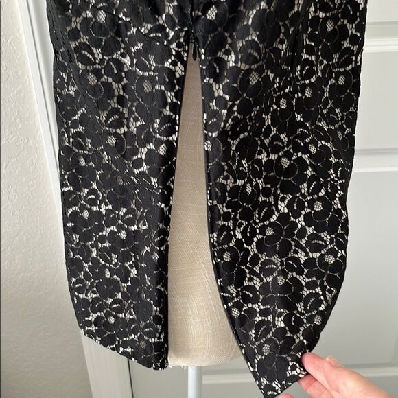 Talbots Black Floral Lace Tank Top lined in White Cotton Sz 12 - Picture 4 of 7